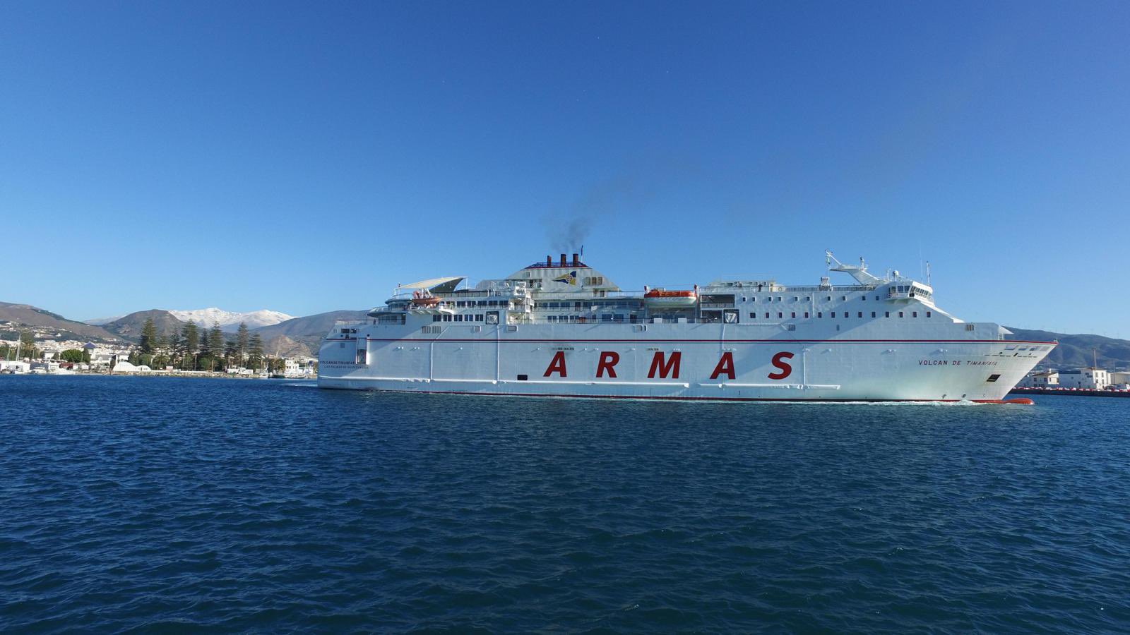 La línea marítima Motril-Melilla registra un crecimiento del 58% en pasajeros durante enero